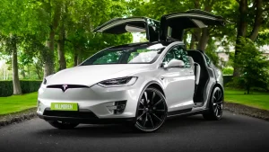 Tesla-Model-X