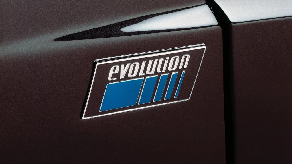 Emblema do Mercedes-Benz 190E 2.5-16 Evolution II