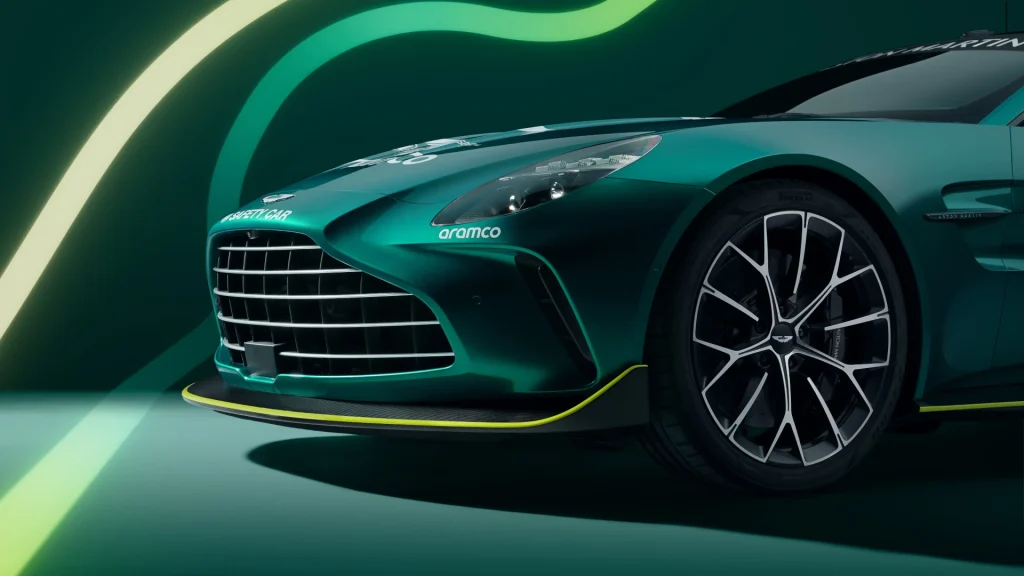 Design do Aston Martin Vantage F1 Safety Car 2024