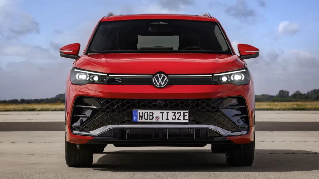 Dianteira do Novo Volkswagen Tiguan R-Line 2024