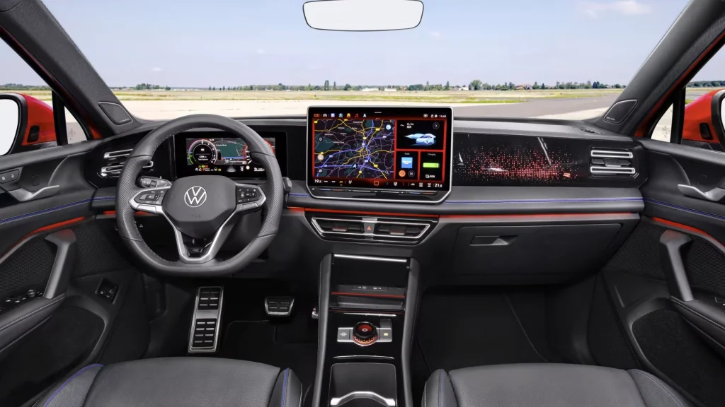 Painel do Novo Volkswagen Tiguan R-Line 2024