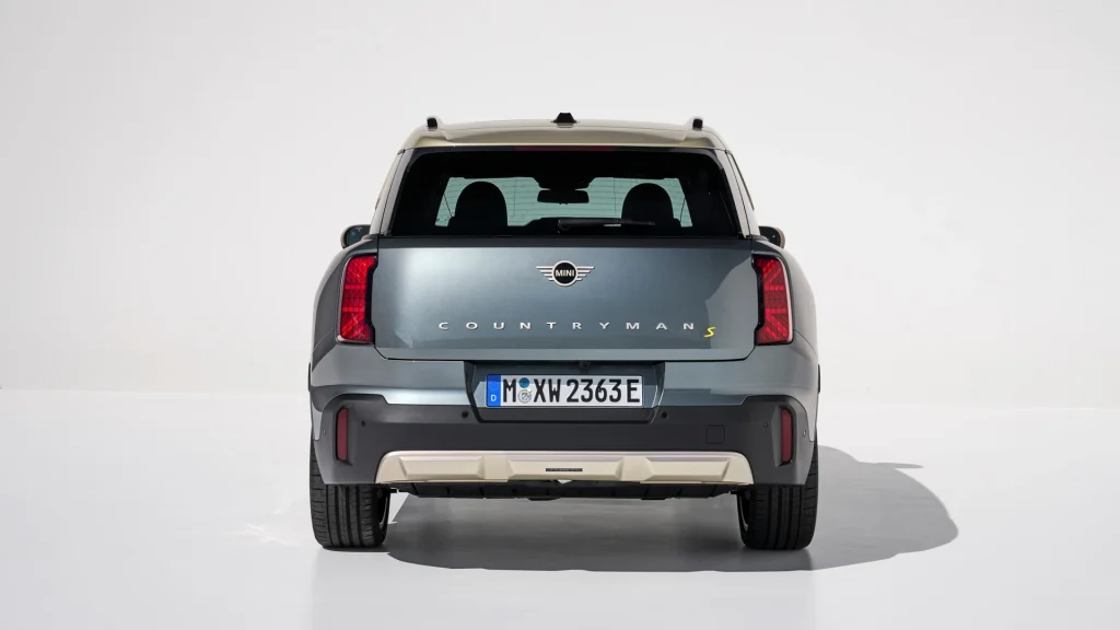 Traseira do Novo MINI Countryman JCW 2025