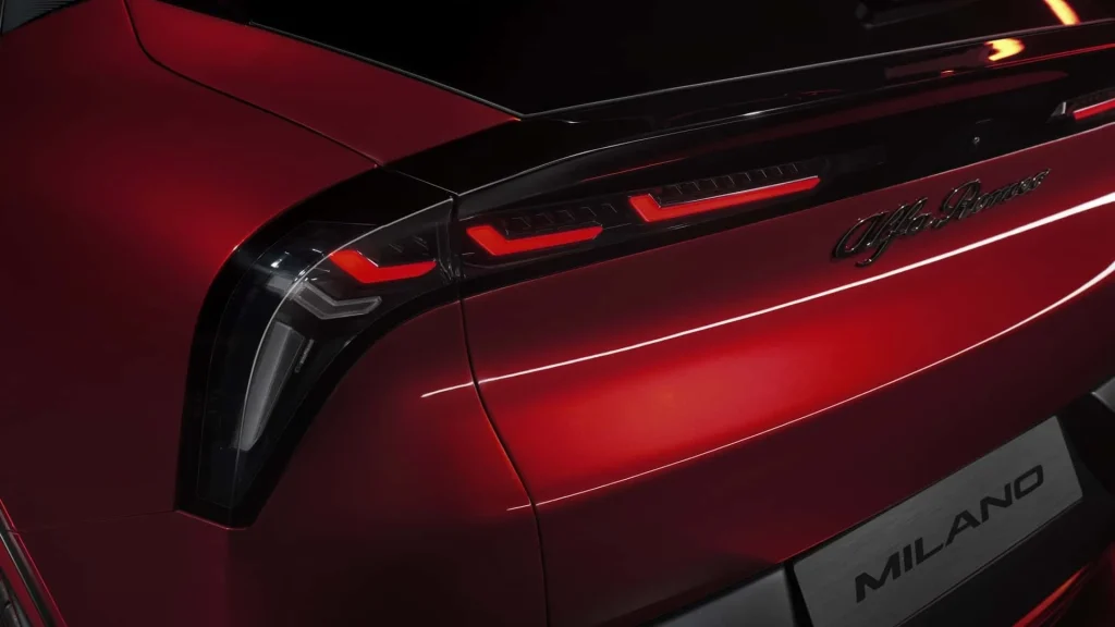 Detalhes da traseira do Novo Alfa Romeo Milano 2025