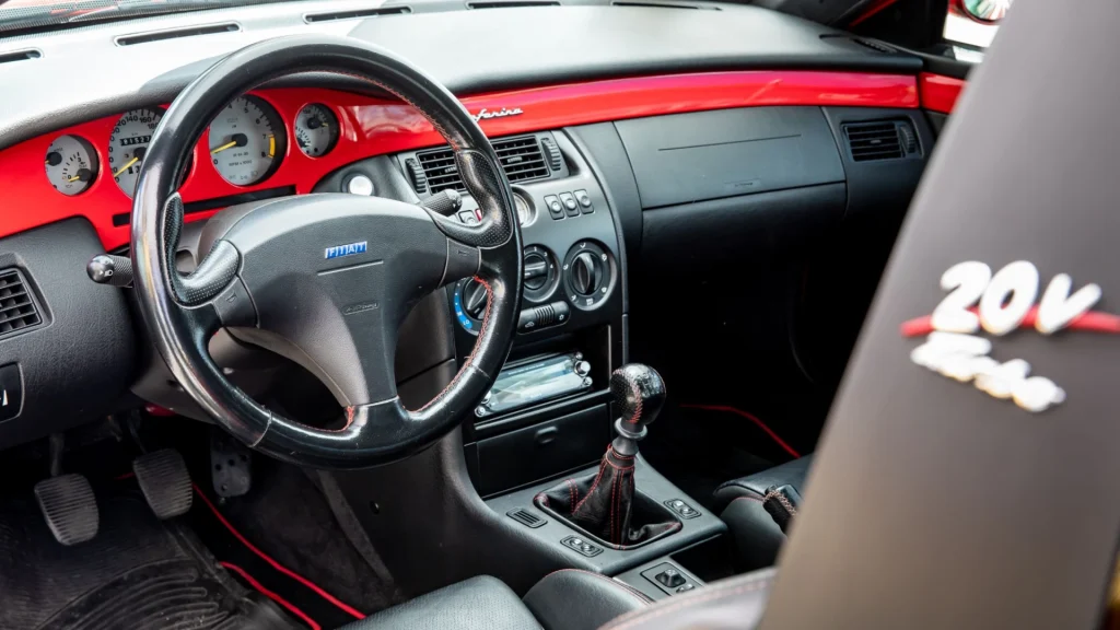 Interior do Fiat Coupé