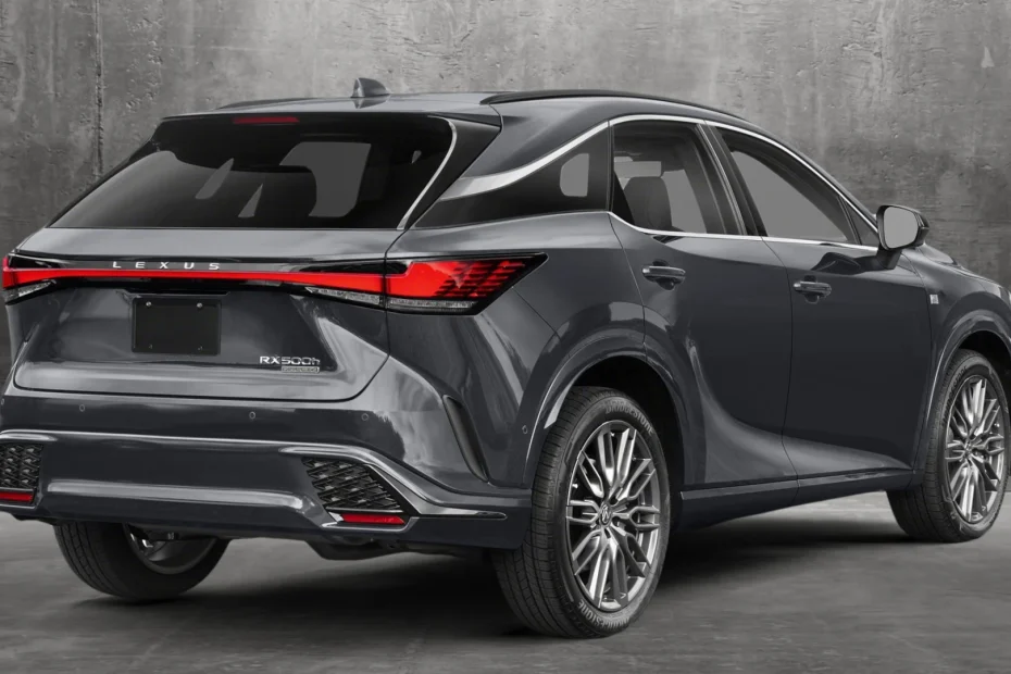 Traseira do Lexus RX 500h F Sport 2025