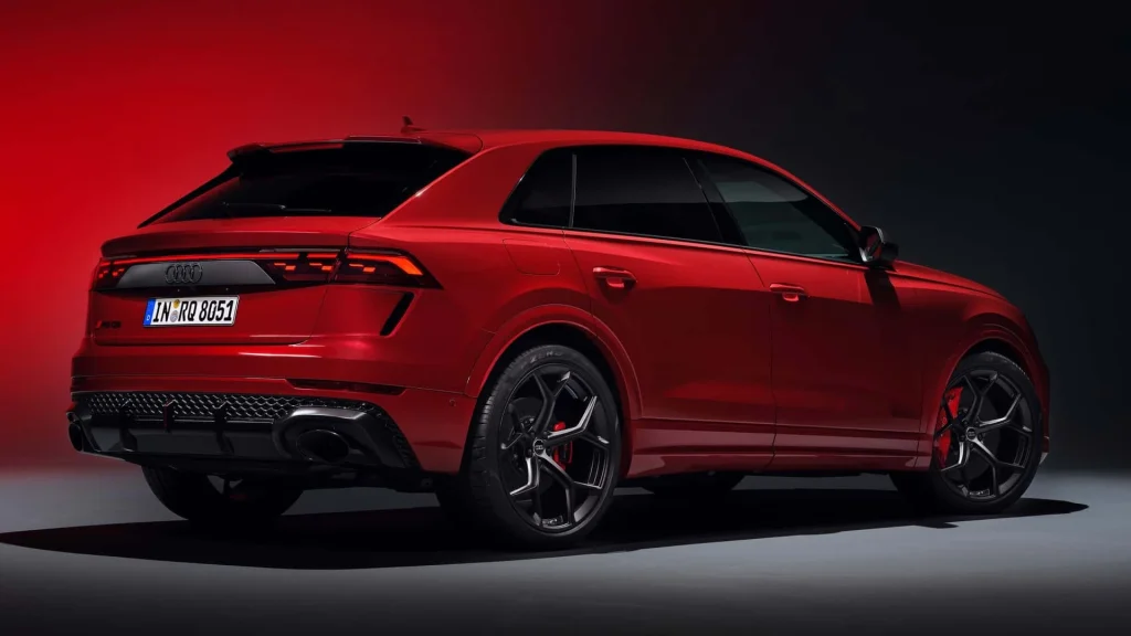 Design da Traseira do Audi RS Q8 Performance