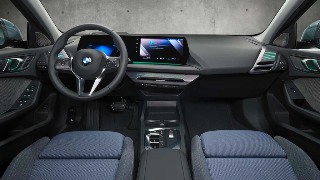 Design do Painel da BMW Serie 1 2025