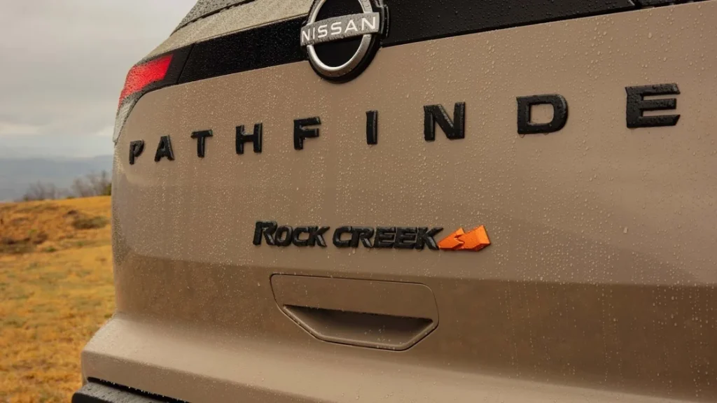 Nissan Pathfinder ROCK CREEK