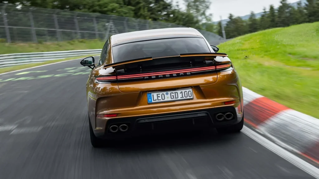 Porsche Panamera Turbo S E-Hybrid - Nurburgring Rear