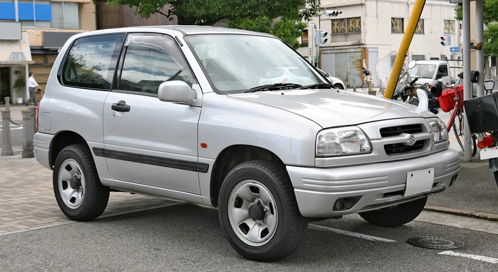 Suzuki Vitara 1998 front