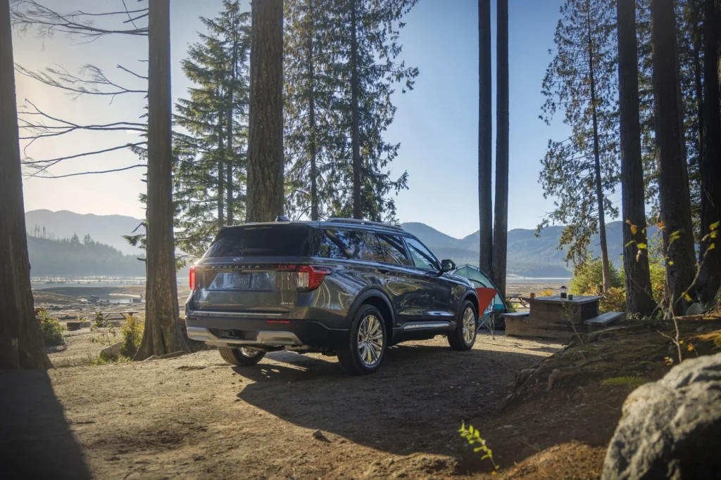 Traseira do Ford Explorer 2025