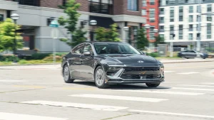 2024 Hyundai Sonata : Qu'est-ce qui a vraiment changé dans le nouveau hybride ?