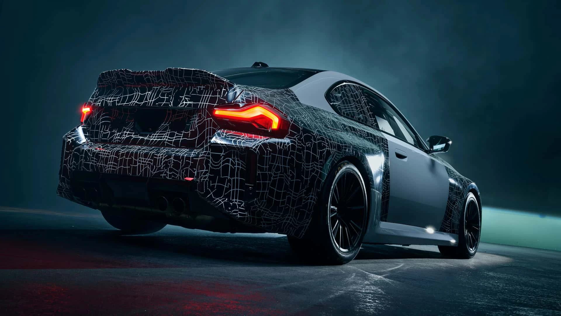 BMW M2: New Sports Model Promises to Exceed 500 hp and Impress