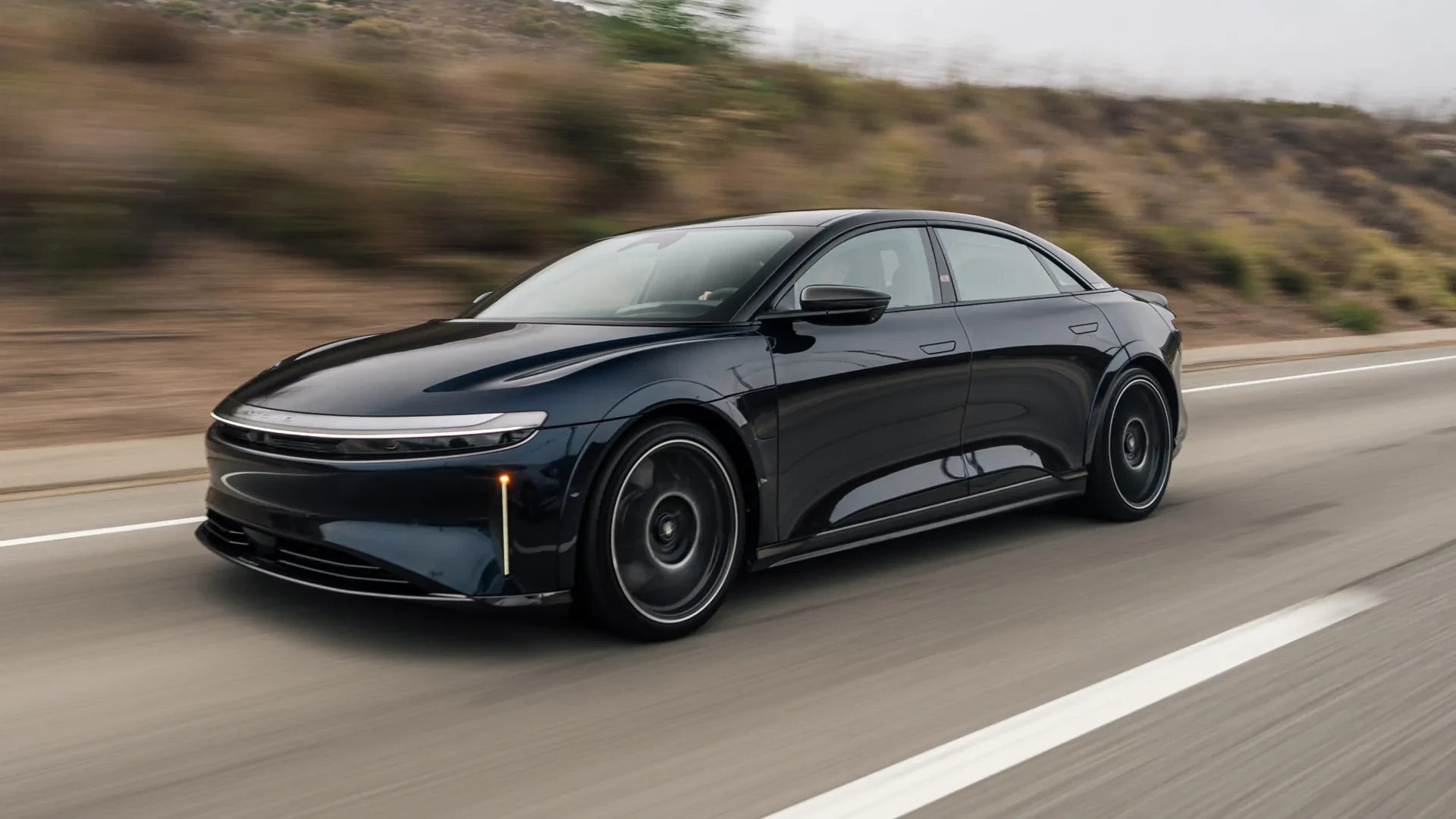 Lucid Air Sapphire Blindado: Segurança Luxuosa por $475 mil