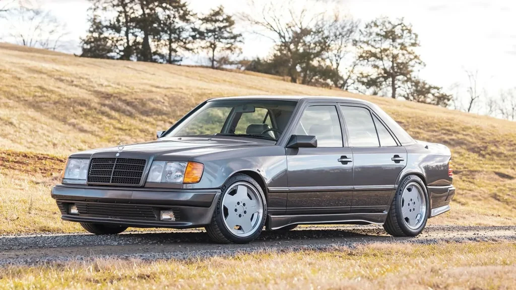 Mercedes-Benz 300E 5.6 AMG