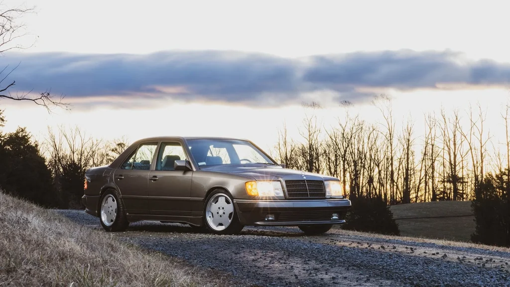 Mercedes-Benz 300E 5.6 AMG