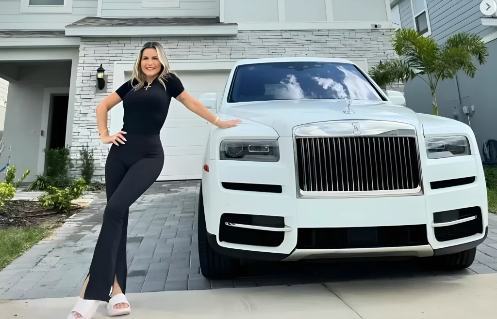 Rolls-Royce Cullinan - Deolane Bezerra