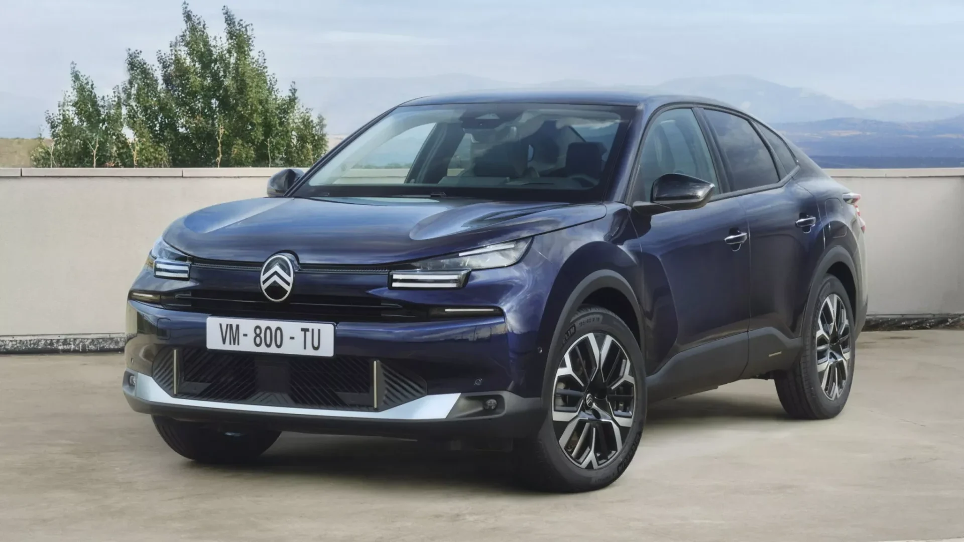 Citroën C4 and C4 X 2025: Explore the Design Updates and Technological Innovations