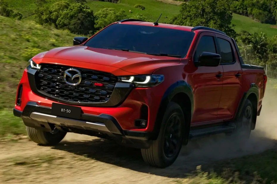 Mazda BT-50 2025: Rediseño y Novedades en Motorización y Tecnología