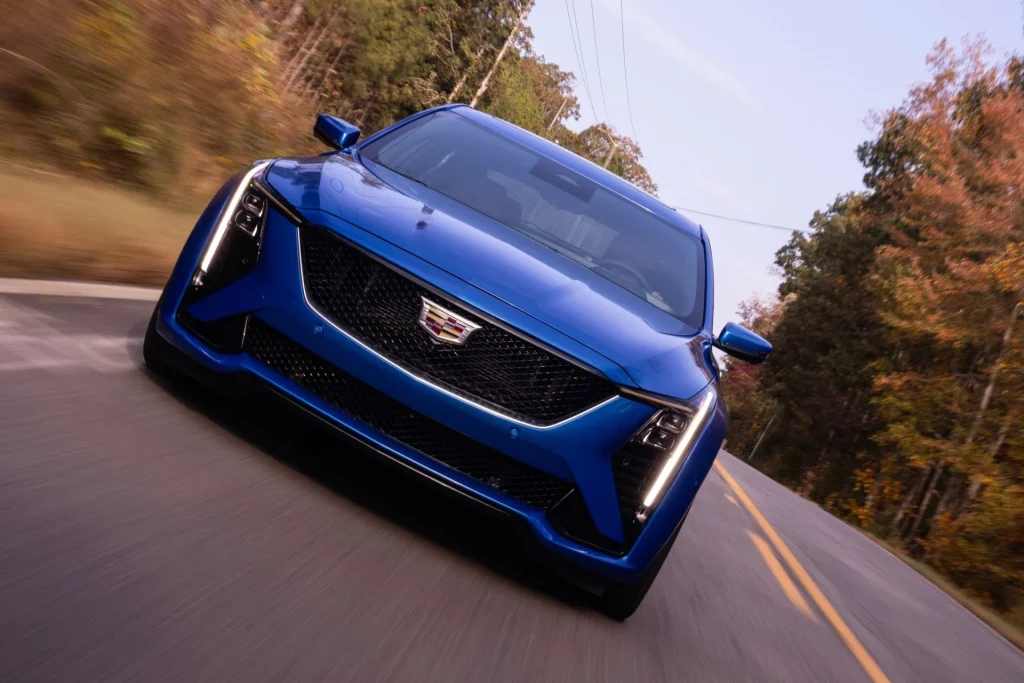 Cadillac CT5-V 2025: Performance and Technology in a Sports Sedan