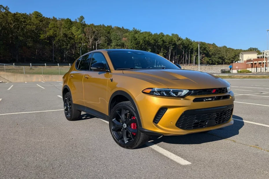 Dodge Hornet GT Plus 2024 : Analyse Technique d'un Crossover Puissant et Pratique