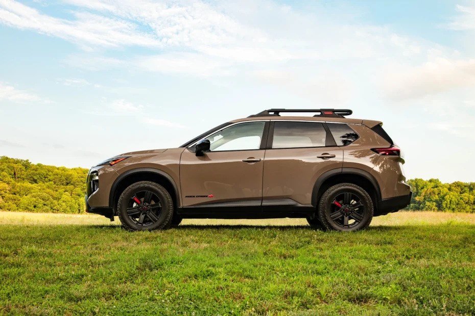 Nissan Rogue Rock Creek 2025: オフロードアドベンチャーに特化したコンパクトSUV