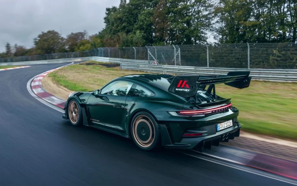 Porsche GT3 RS Manthey Kit : Amélioration des Performances de la 911