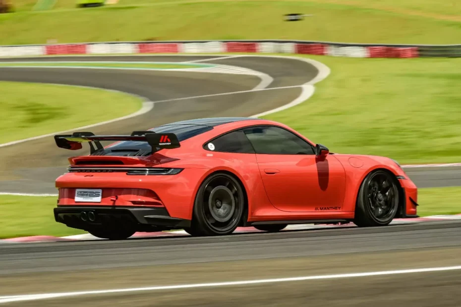 Porsche GT3 RS Manthey Kit: Enhancing the Performance of the 911