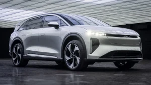 Lucid Gravity 2025 trae Innovaciones y Conforto en SUV Eléctrico de Lujo