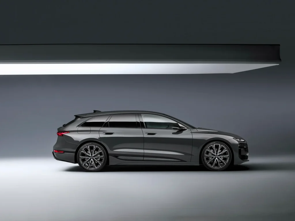 Audi A6 Avant e-tron 2025 Has Arrived to Dethrone the BMW i5 Touring