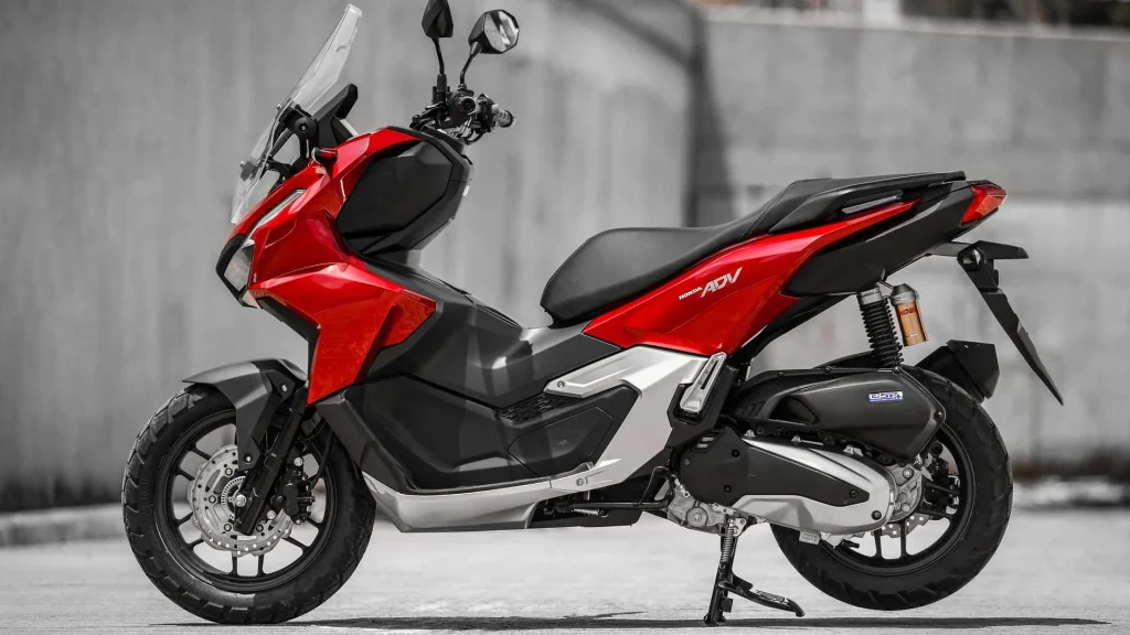 Honda ADV 160 2025 : Un Moteur Puissant et une Technologie Avancée pour les Aventuriers