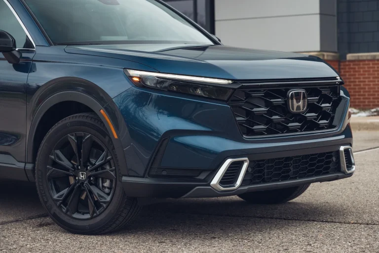 2025 Honda CR-V Hybrid – 02