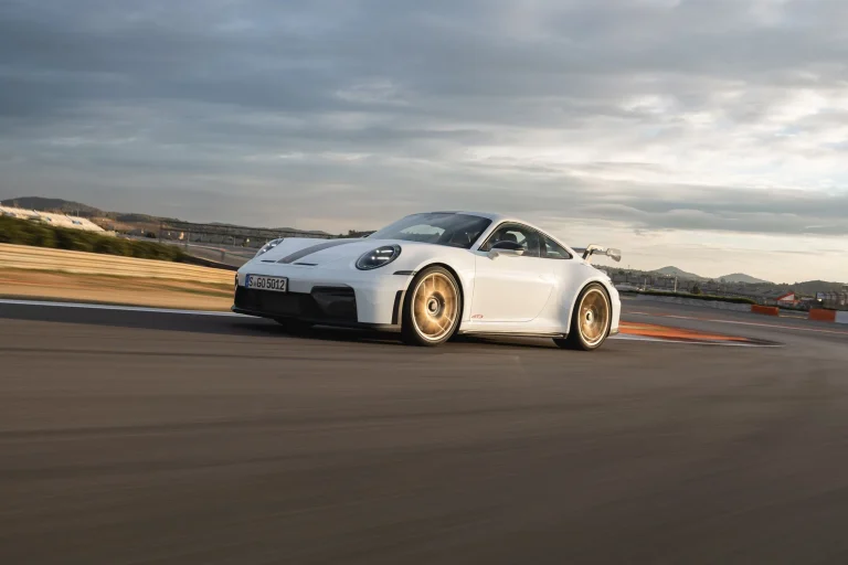 2025 Porsche 911 GT3 – 40