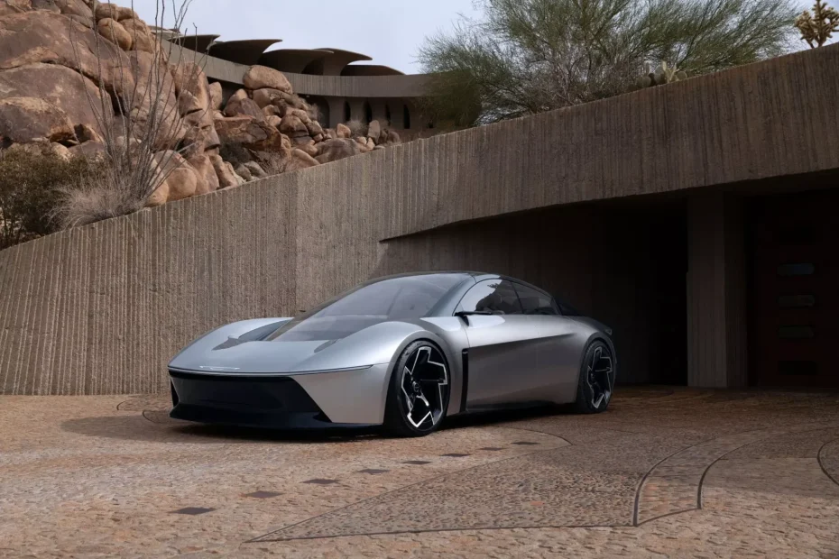 Chrysler Halcyon 18