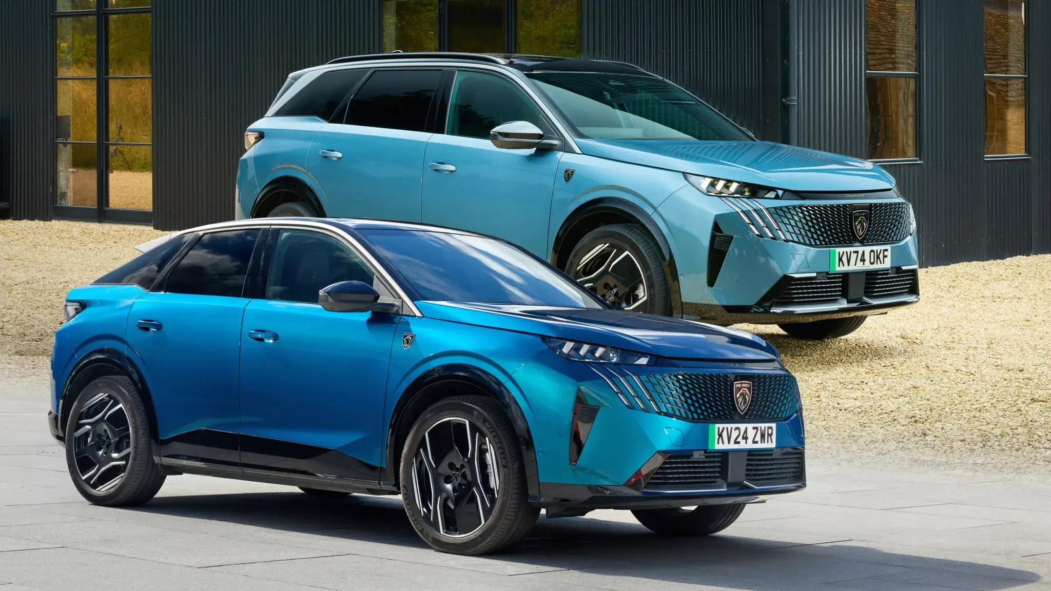 2025 Peugeot 3008 and 5008 01