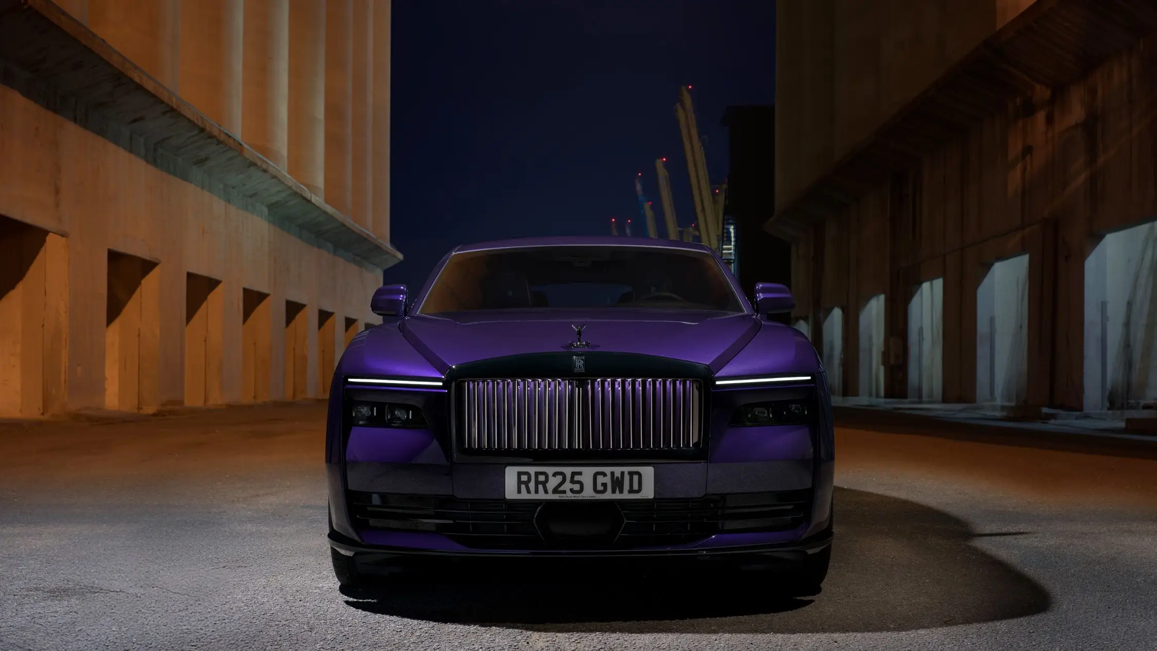 2025 Rolls Royce Spectre Black Badge 12