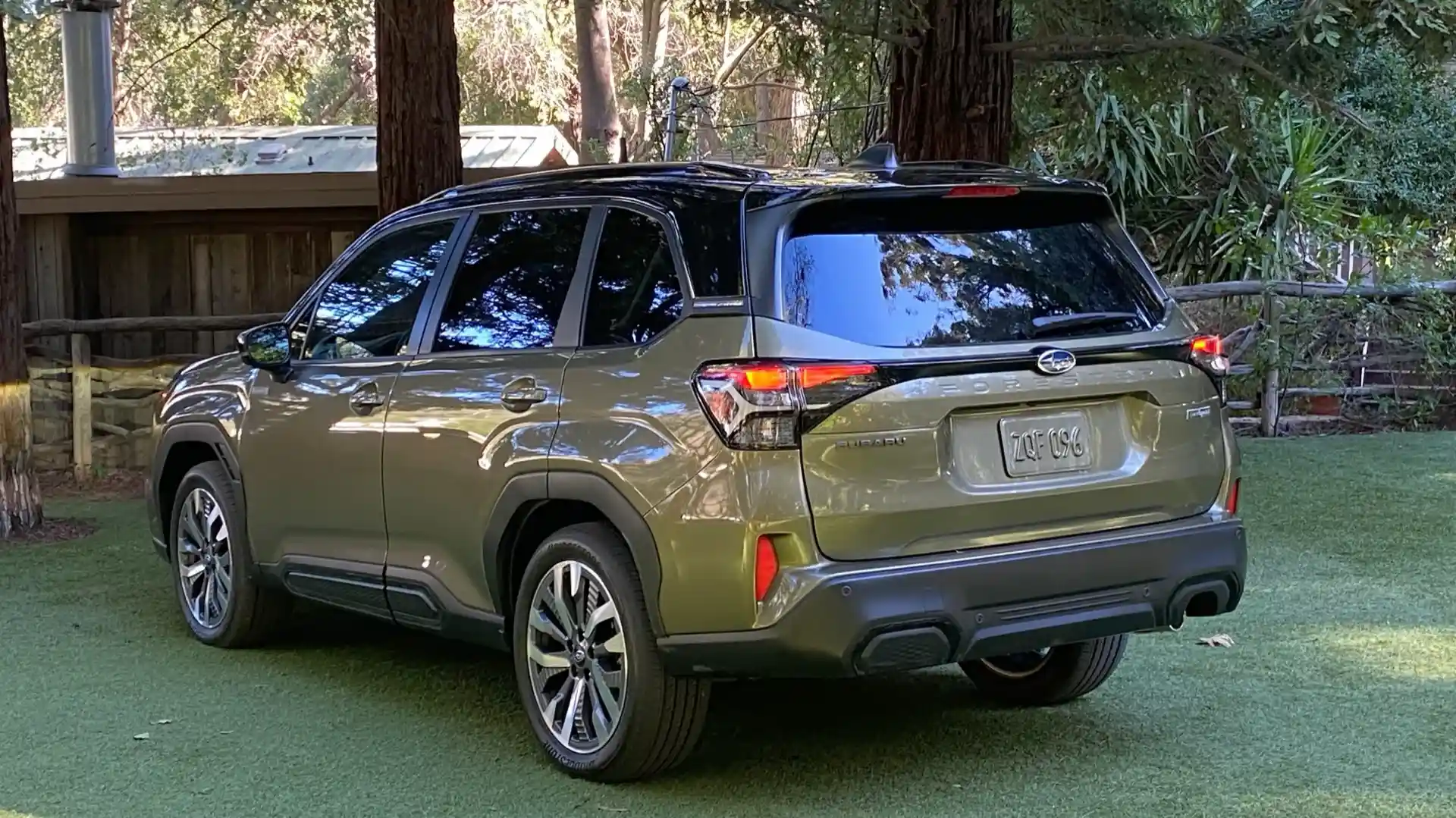 2025 Subaru Forester Hybrid 19