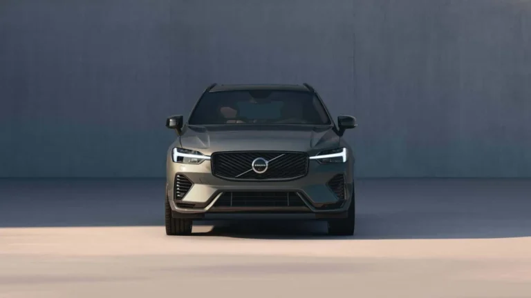 2025 Volvo XC60 – 28
