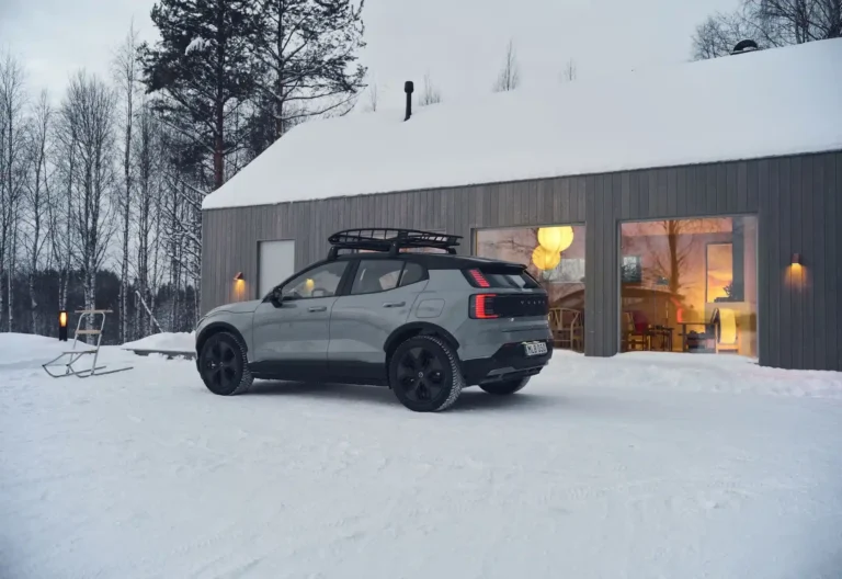 2026 Volvo EX30 Cross Country – 023