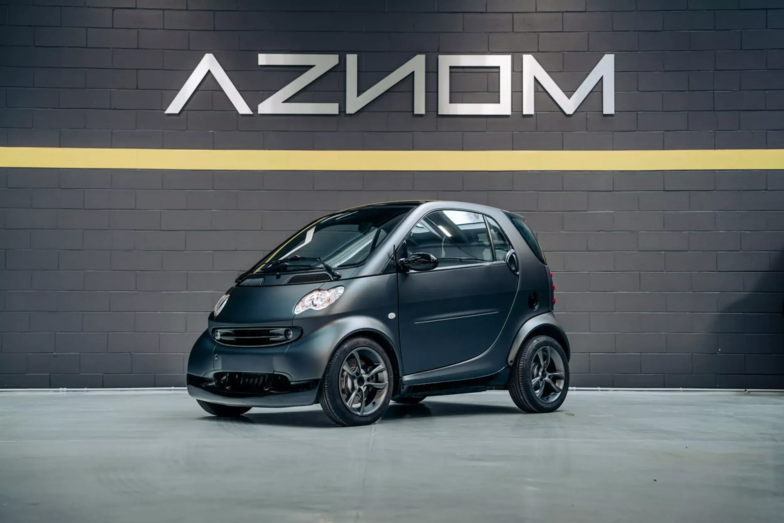 Smart Electric For Teenagers: Aznom Smart 4Teen Combines Style, Technology, and Safety