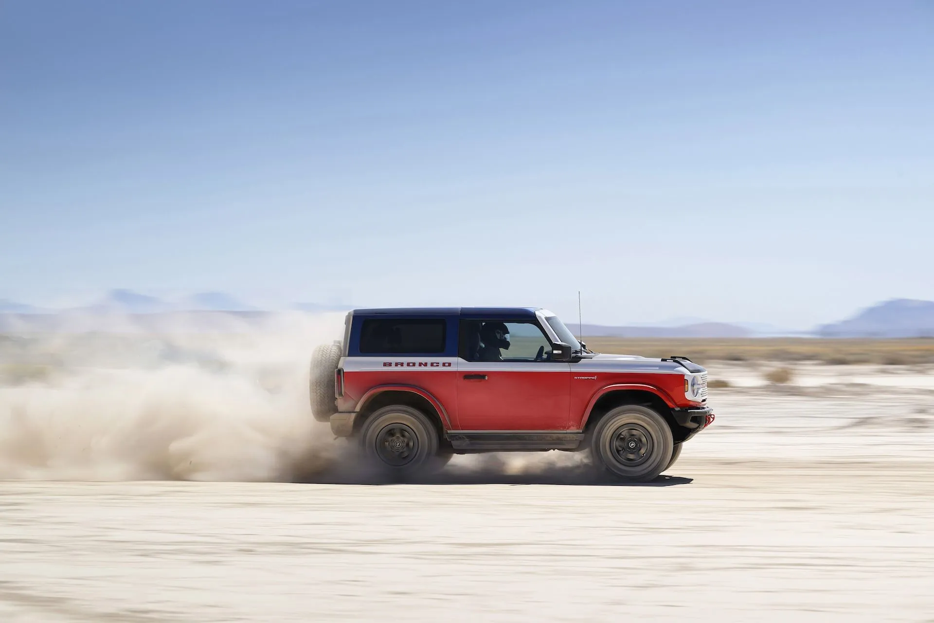 2025 Ford Bronco Stroppe Edition 04