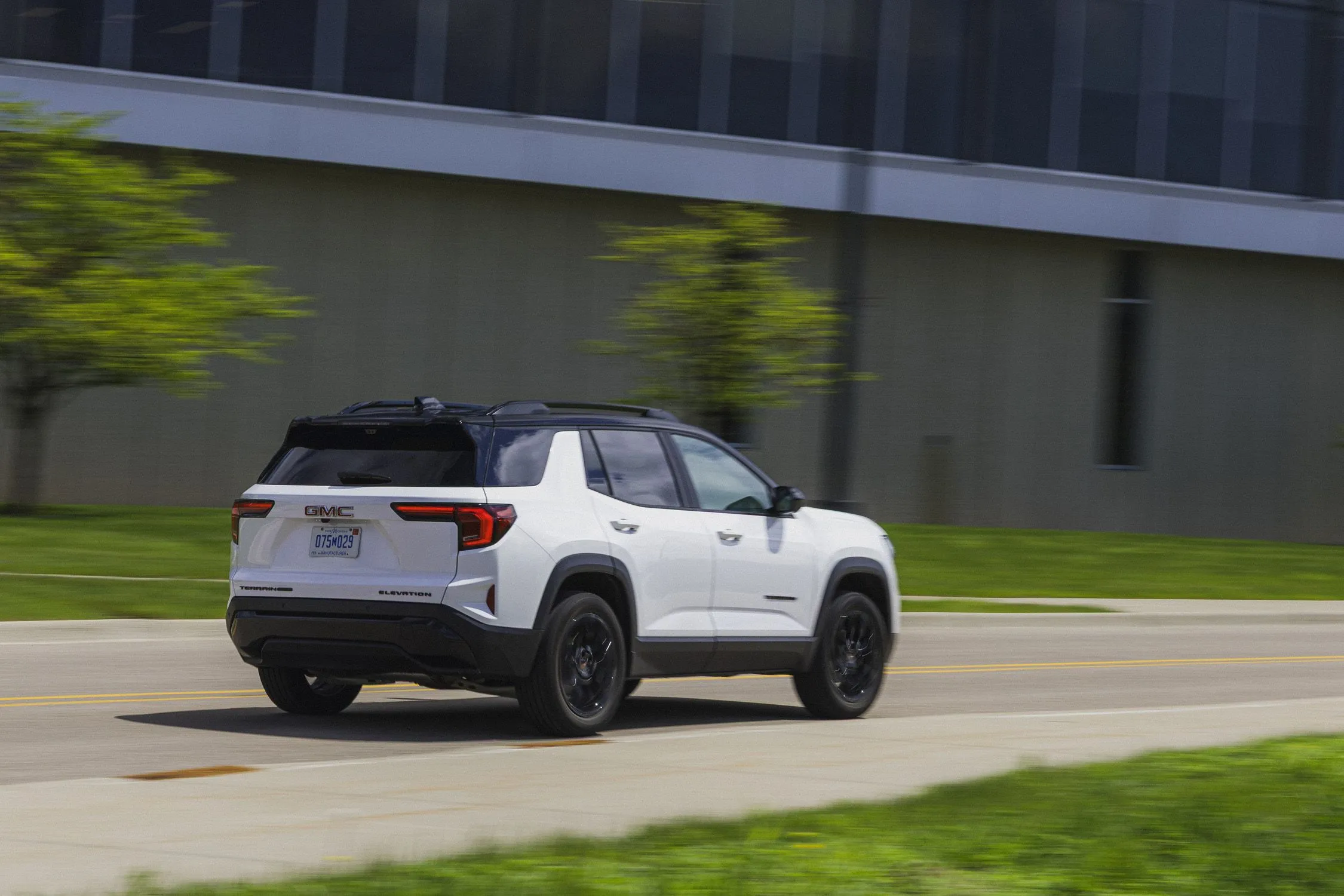2025 GMC Terrain 14