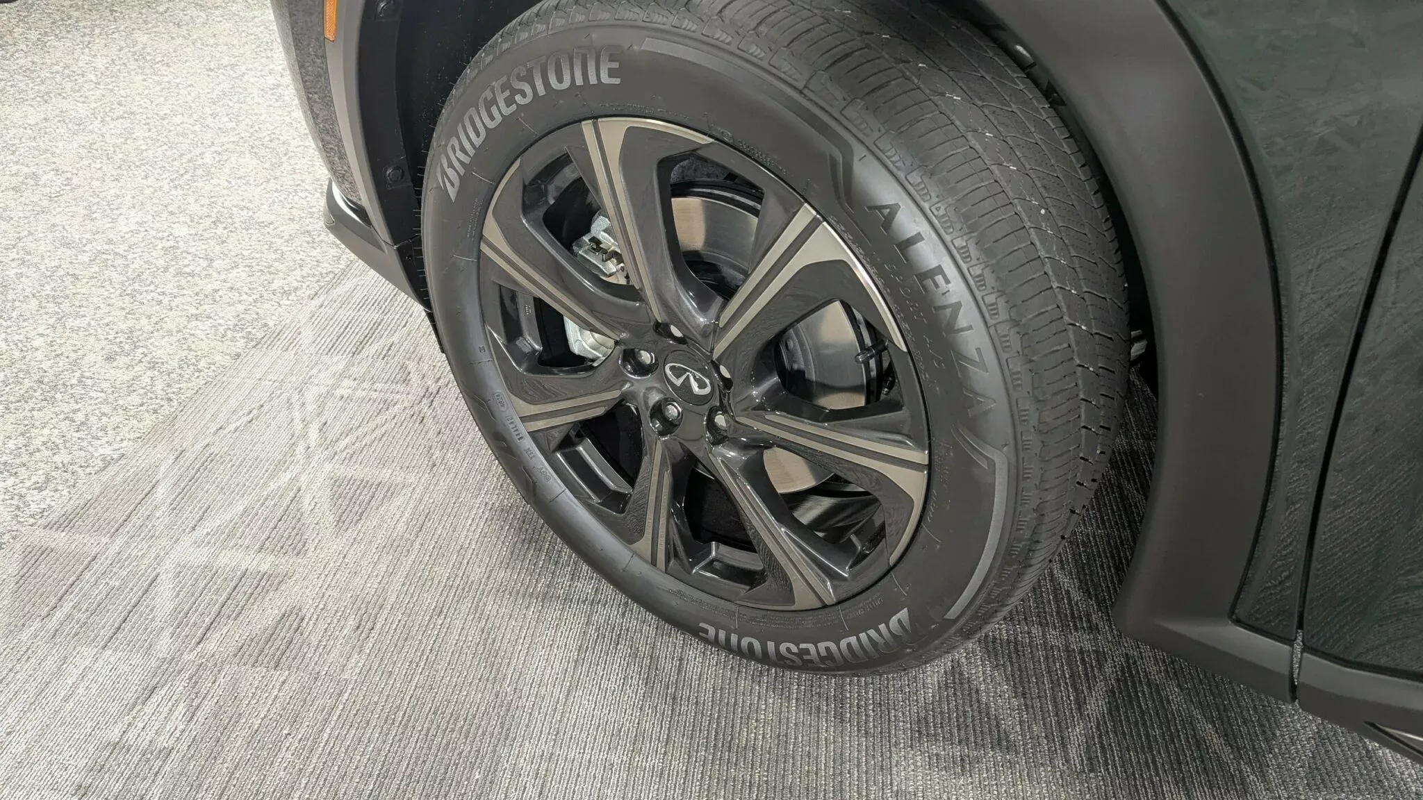 2026 Infiniti QX60 38