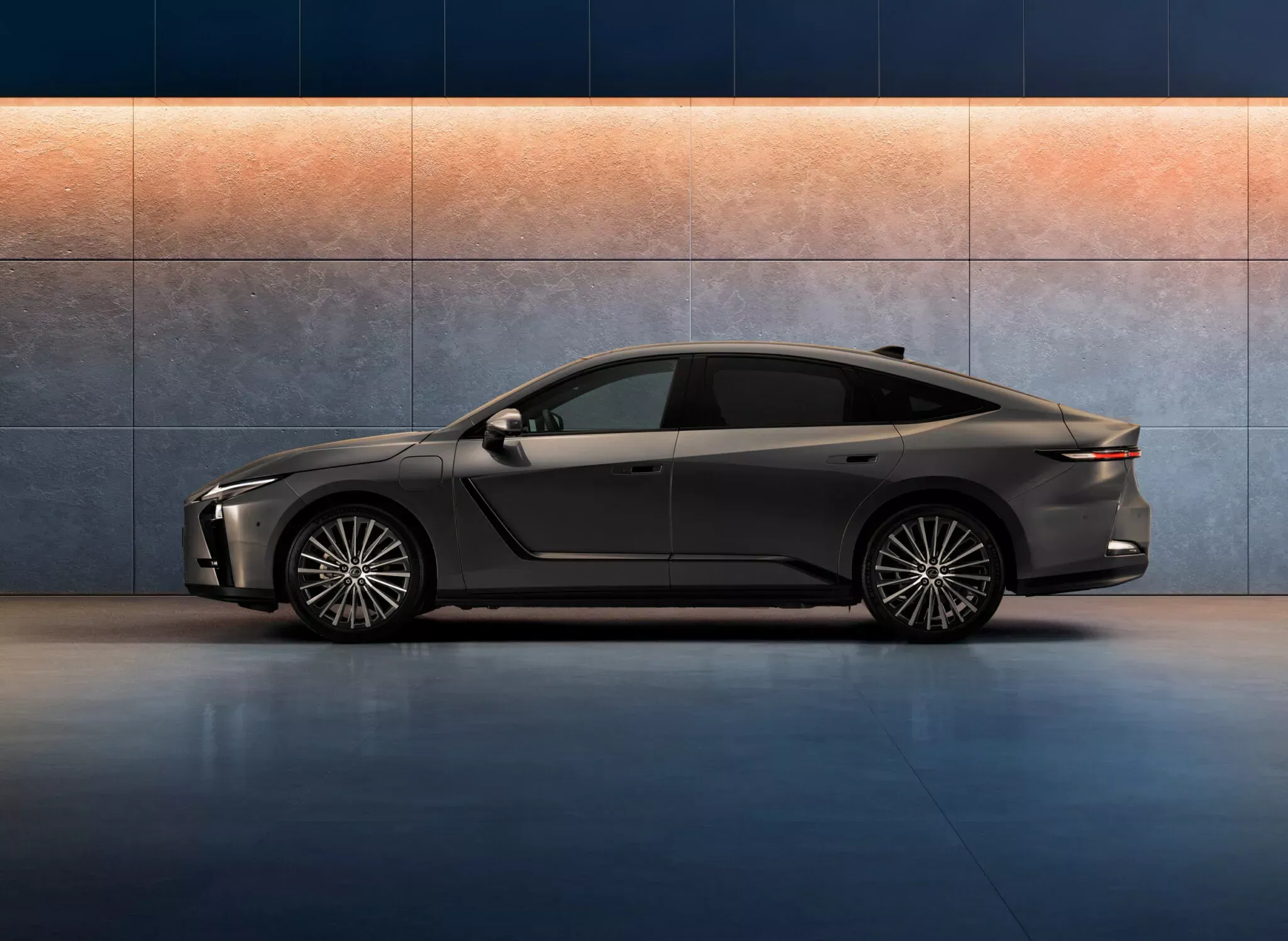 2026 Lexus ES Sedan 13