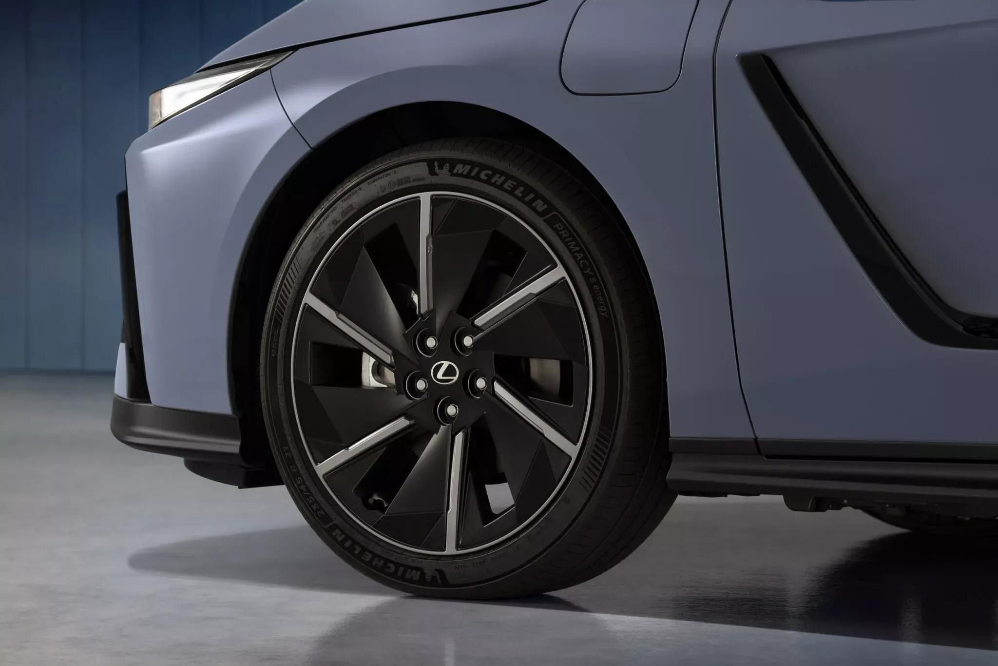 2026 Lexus ES Sedan 28