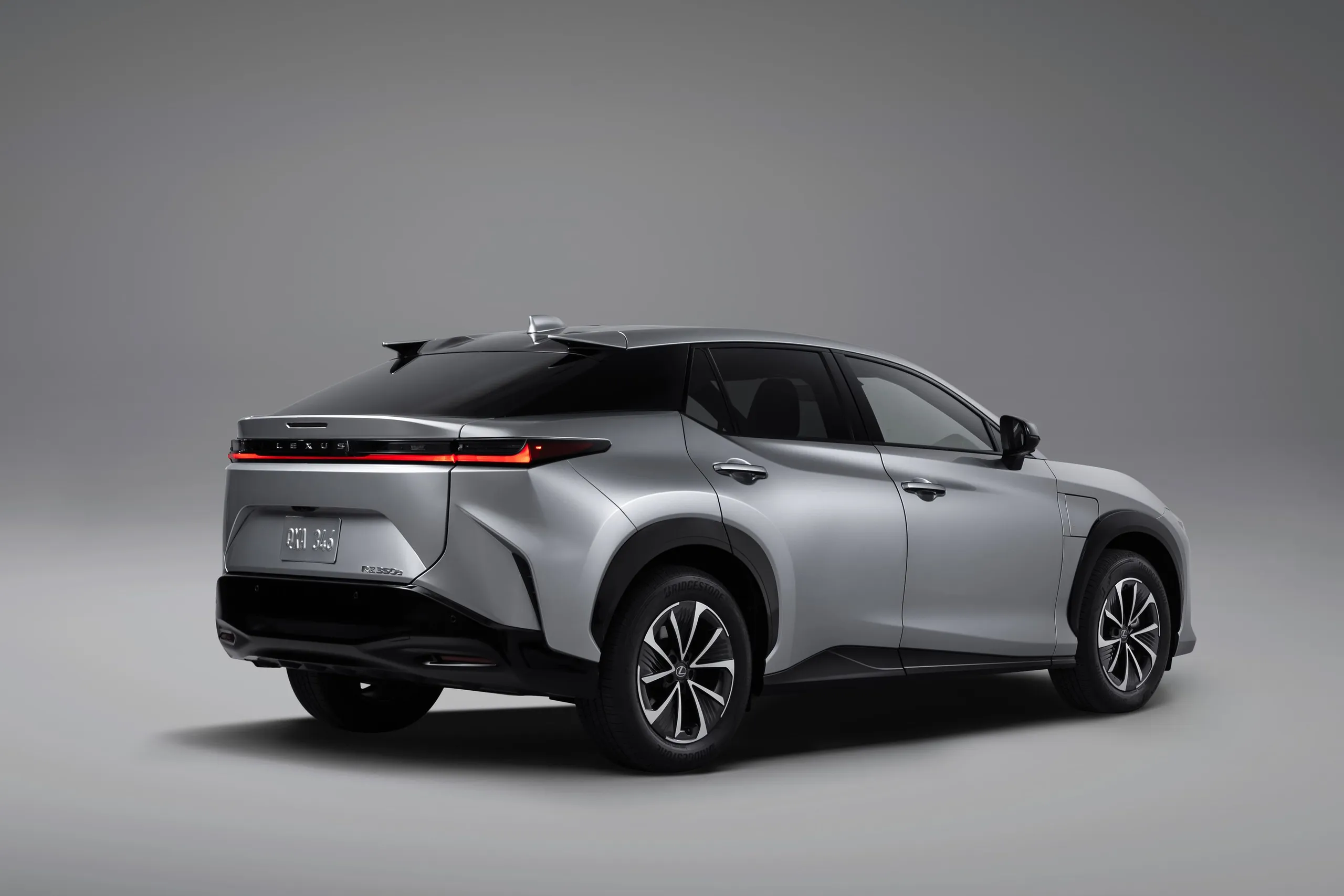 Lexus RZ 2026