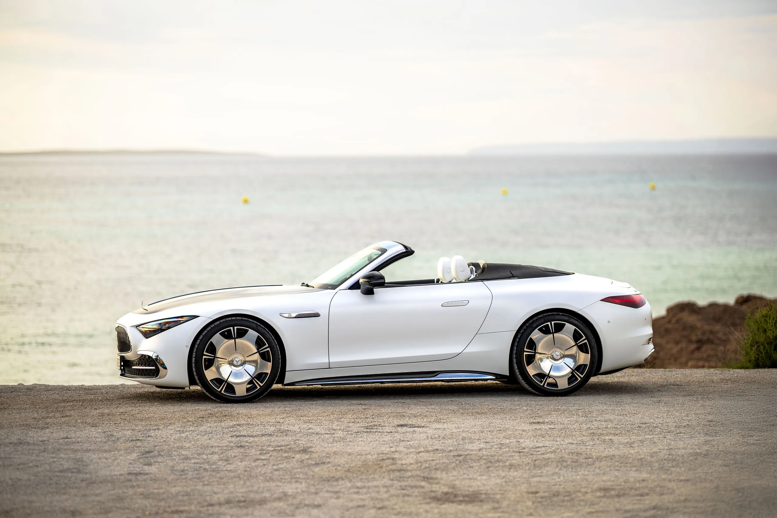2026 Mercedes Maybach SL680 Monogram Series 13