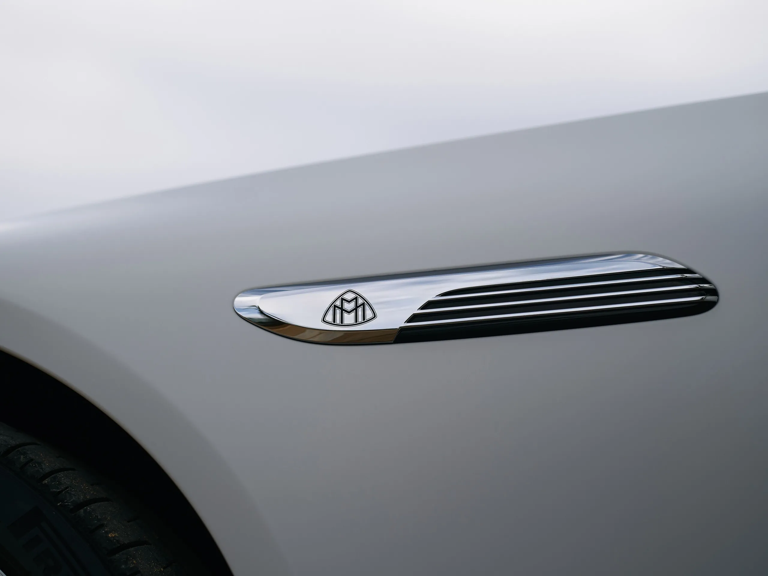 2026 Mercedes Maybach SL680 Monogram Series 19