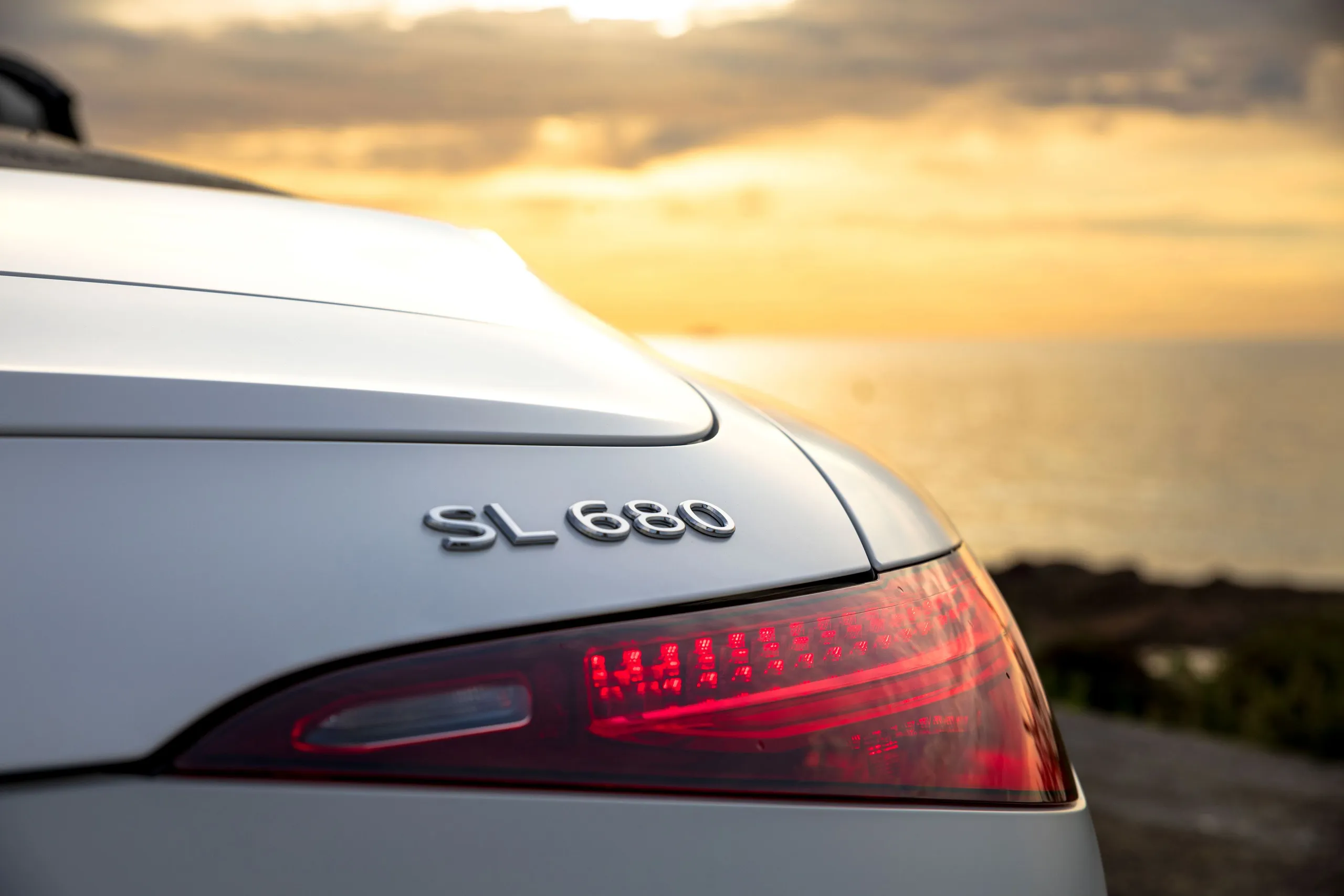 2026 Mercedes Maybach SL680 Monogram Series 25