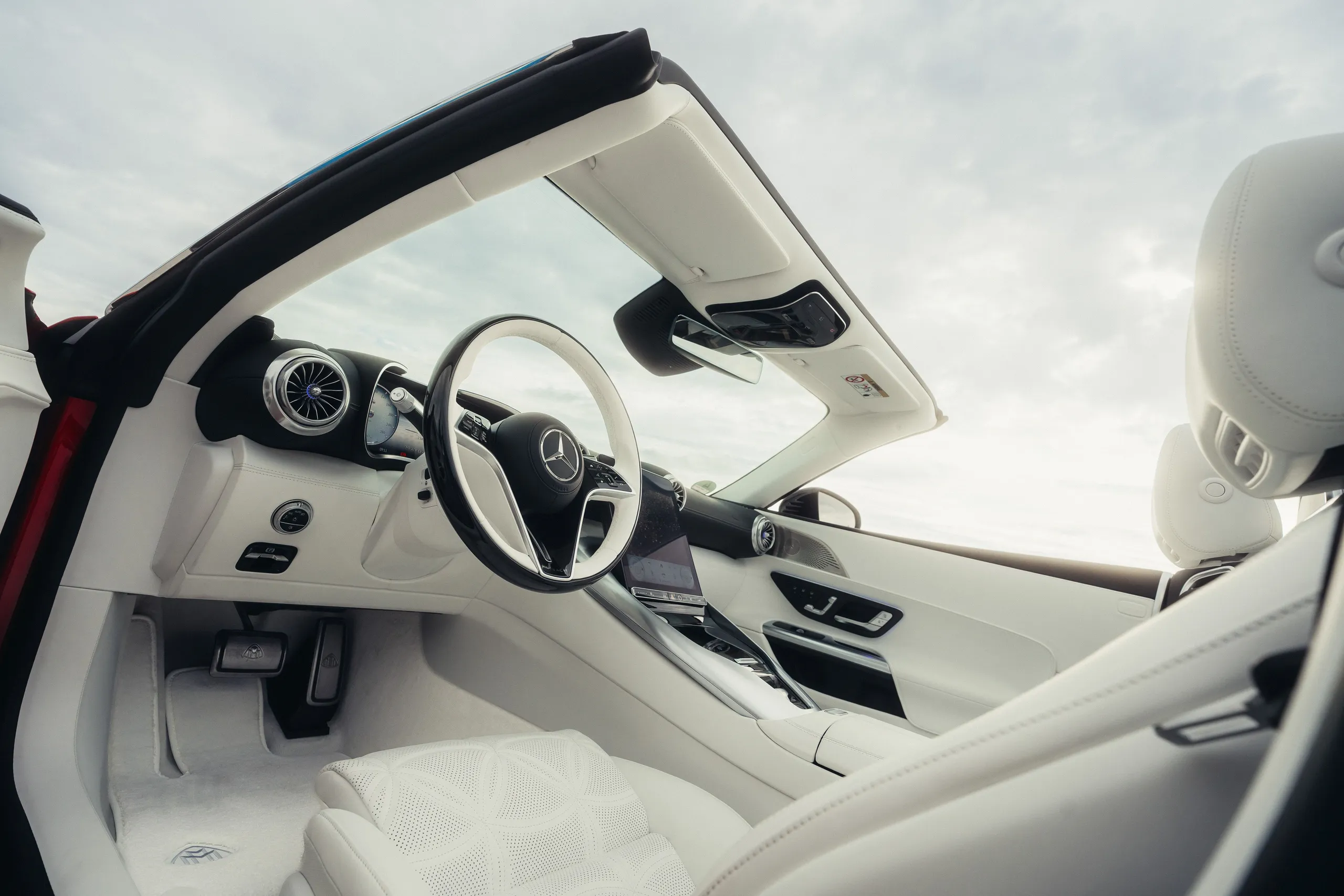 2026 Mercedes Maybach SL680 Monogram Series 39